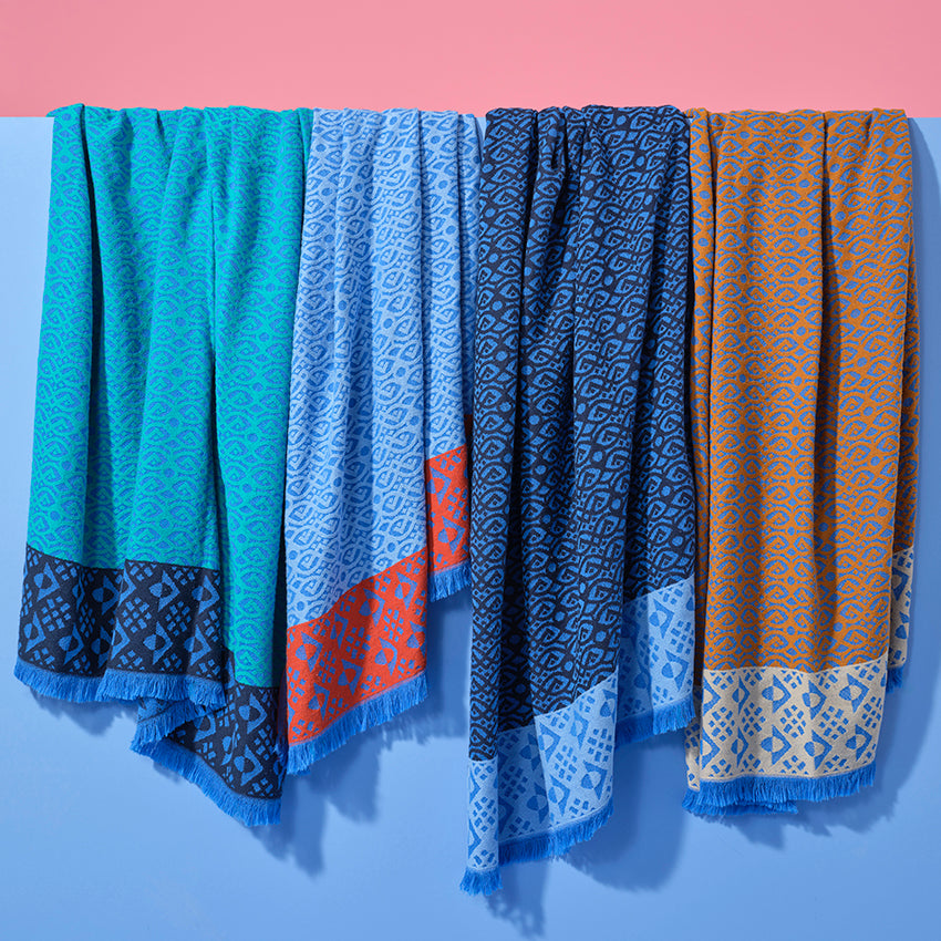 Turquoise 'Thagzo' Throw